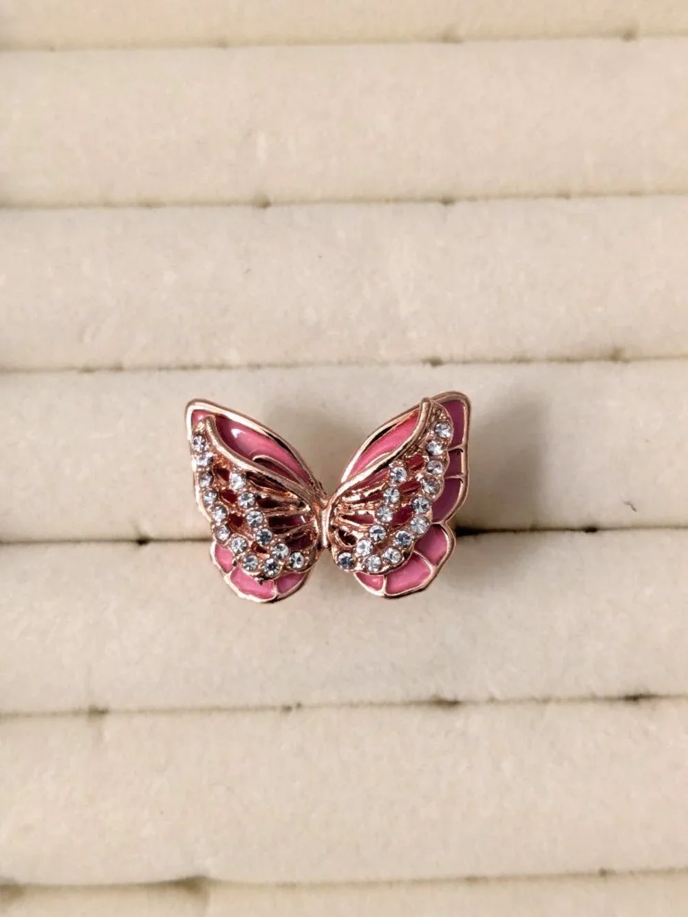 New!  Size 9 1/2 Pink Butterfly Ring Rose Gold Tone